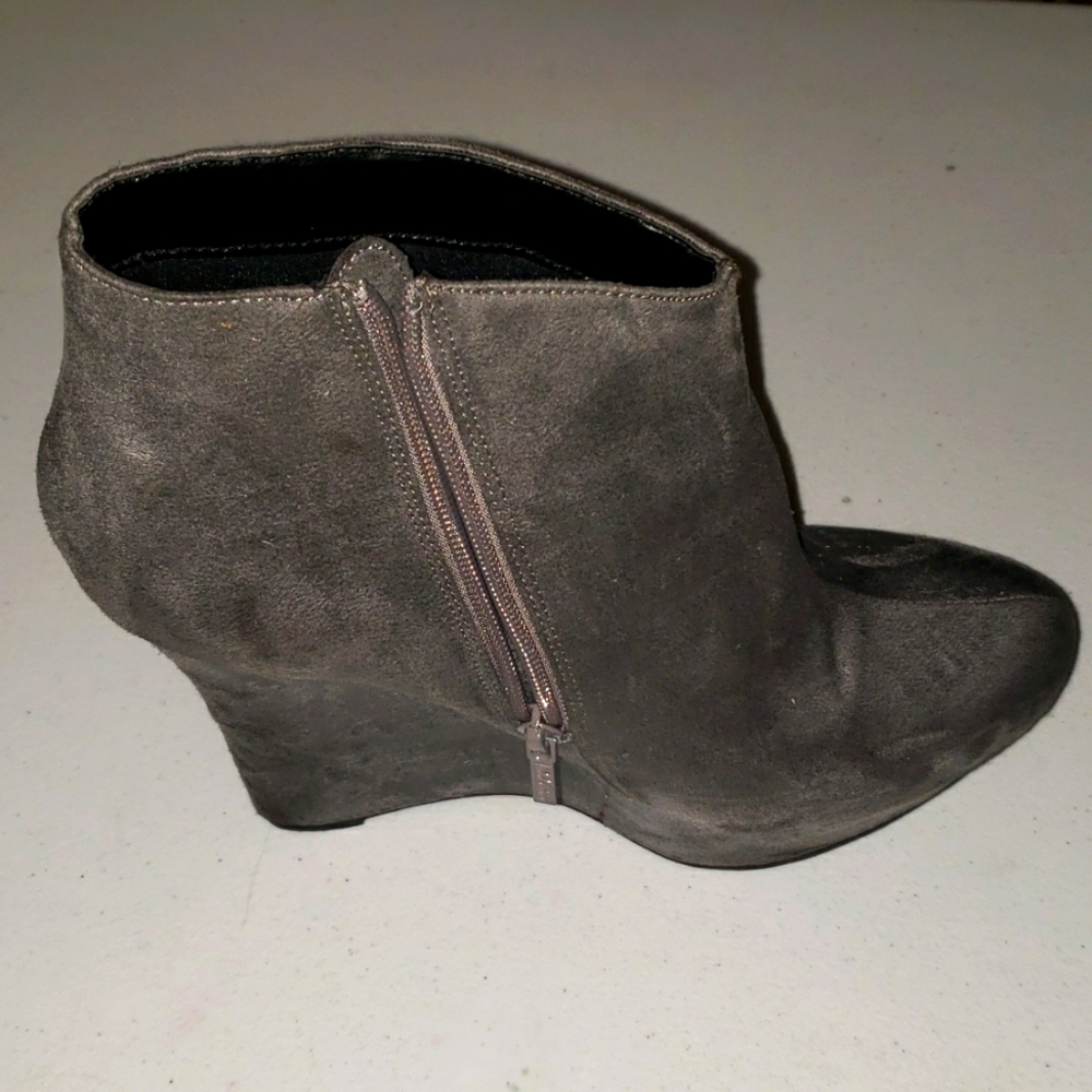 Wedge 👢 boots